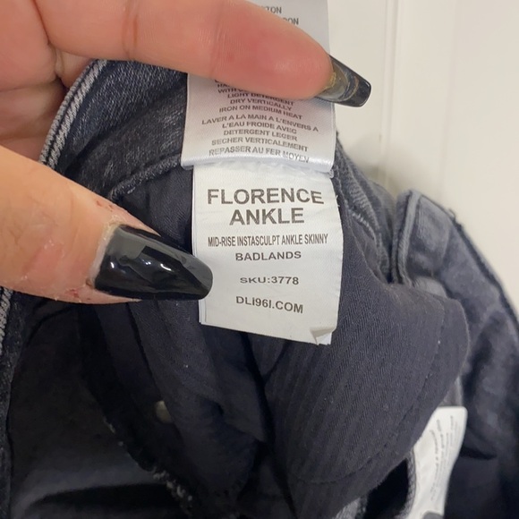 DL1961 FLORENCE SKINNY MID RISE INSTASCULPT ANKLE - Picture 8 of 12